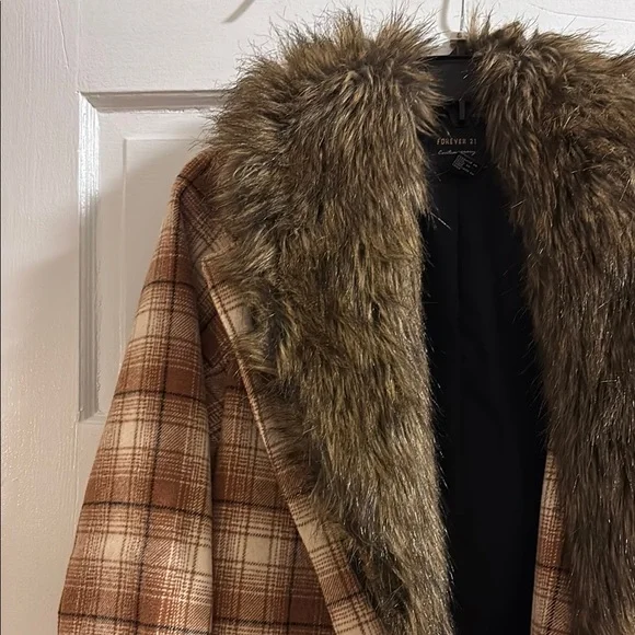 Plaid Brown Coat with Faux Fur Collar - Picture 2 of 6